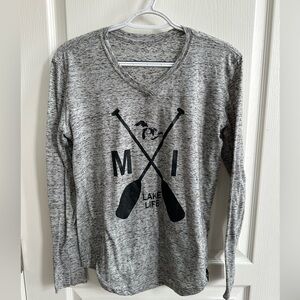 Ragwear USA Long Sleeve V-Neck Top – Adult Medium – Michigan Lake Life - EUC